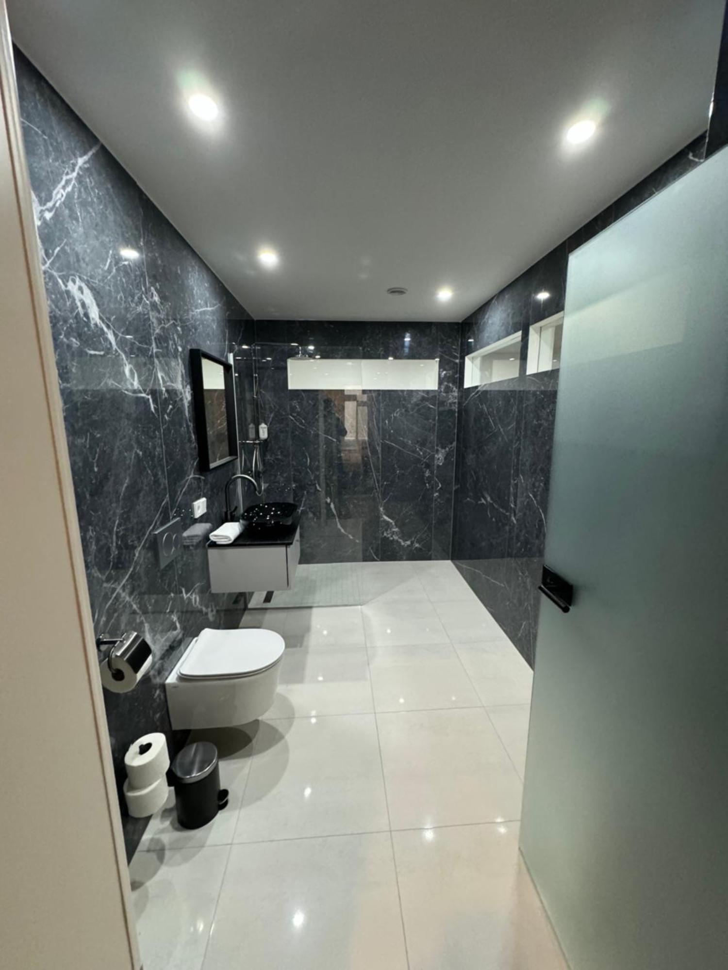 Luxurious Apartment In The Centre Of Відень Екстер'єр фото